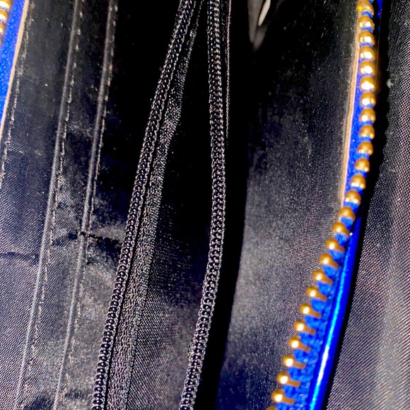 Blue wallet - Picture 4 of 4